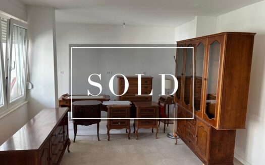 Apartment for sale with three bedrooms and two bathrooms in Split marked as SOLD.